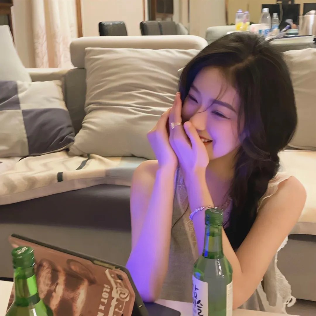 美人无泪